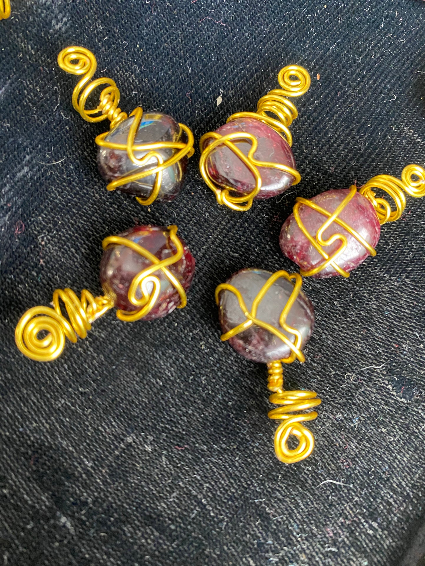 Garnet LOC / Hair Charm