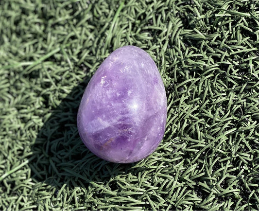 Huge Amethyst Eggie