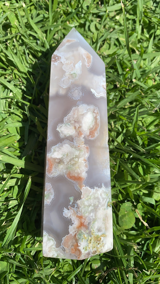 Flower Agate Tower w/ Druze Portal
